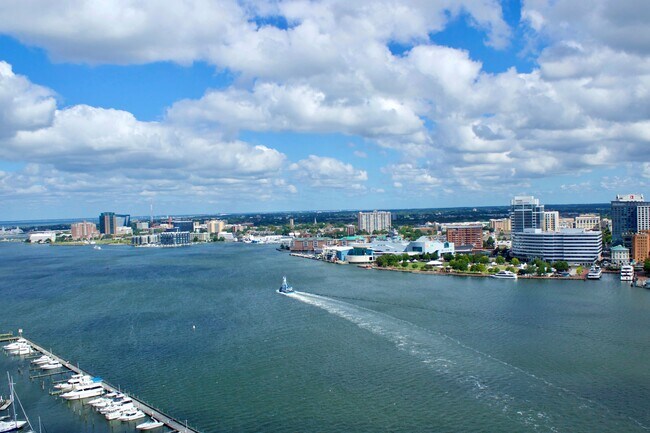 Foto del edificio - Harbor Tower Apartments