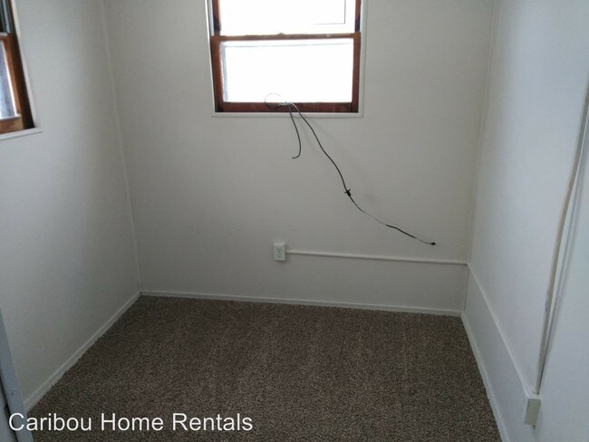 Building Photo - 3 br, 1 bath House - 3761 Monroe St