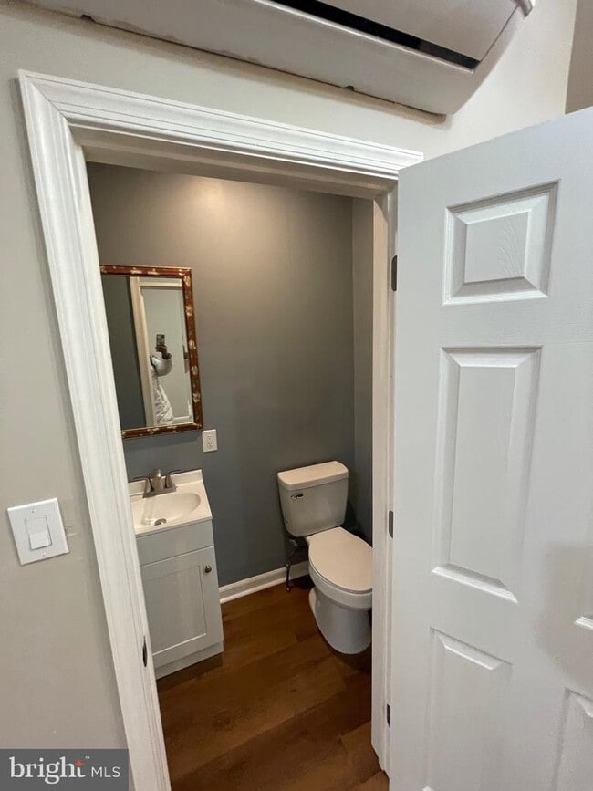 1529 S Patton St, Philadelphia, PA 19146 Townhome Rentals in