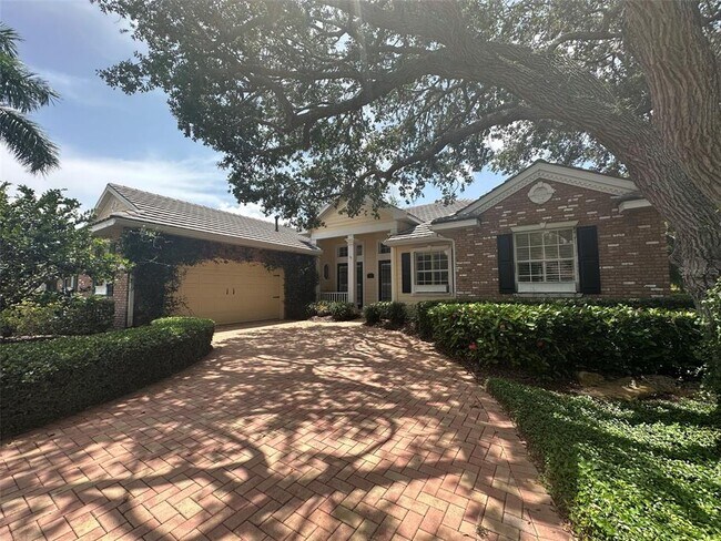 Foto del edificio - 4910 Old Creek Dr