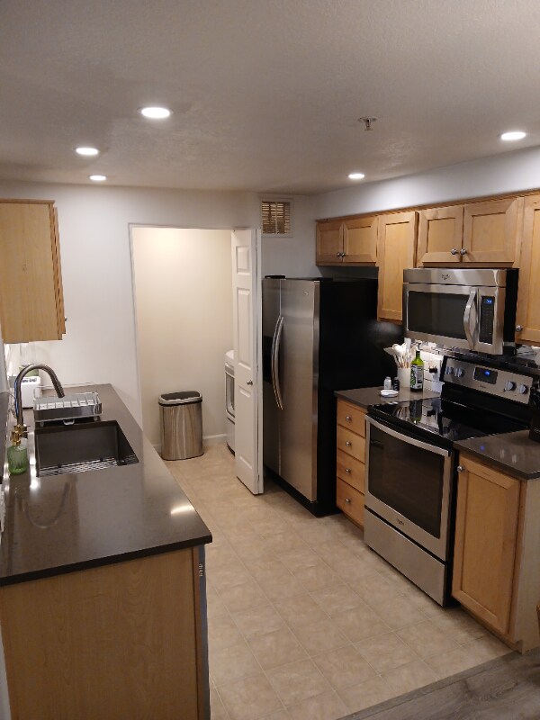 Foto del edificio - 720 NW 185th Ave