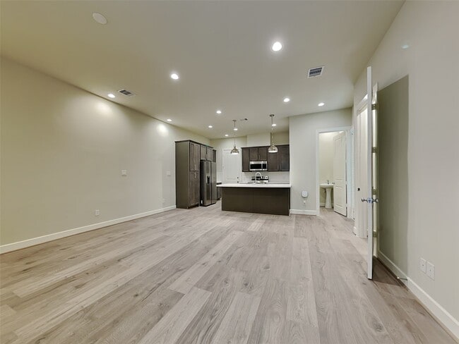 Building Photo - 2609 James Madison Way