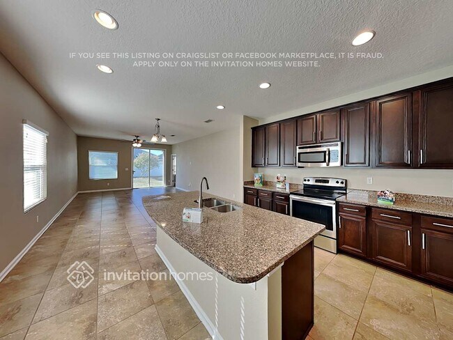 Foto del edificio - 577 Drysdale Dr