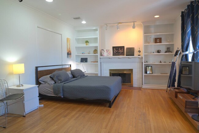 Foto del edificio - 4242 Tujunga Ave