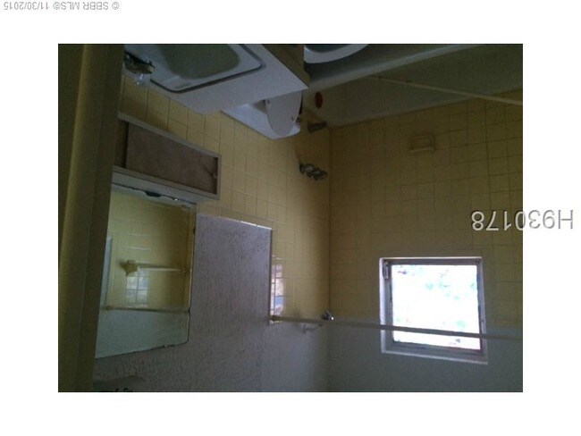 Foto del edificio - 6317 SW 18th St