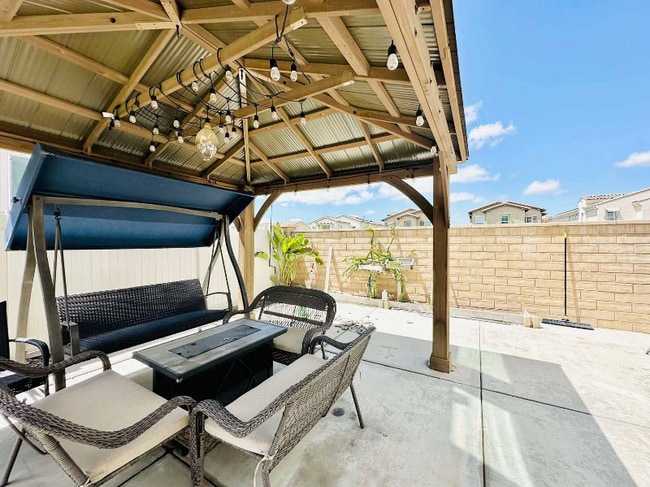 Foto del edificio - 1416 Keck Rd