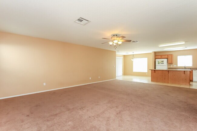Foto del edificio - 12901 N 127th Ln