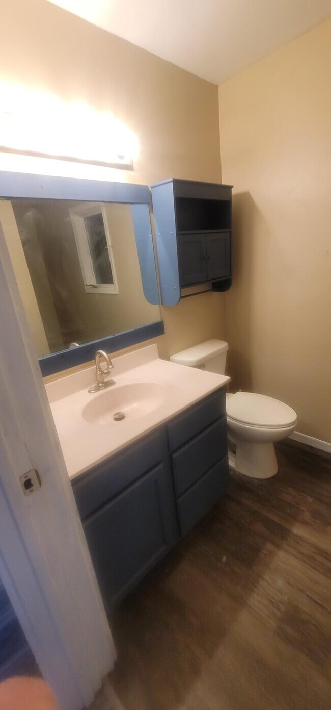 Bathroom - 303 Alexandria St NW
