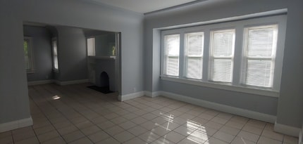 Building Photo - 2451 N 50th St