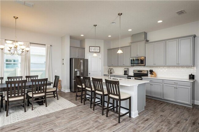 Building Photo - New Rental!