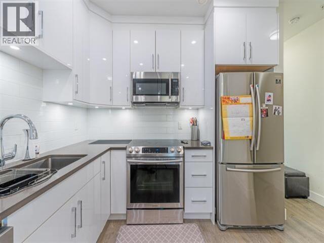 Building Photo - 5069 Earles St