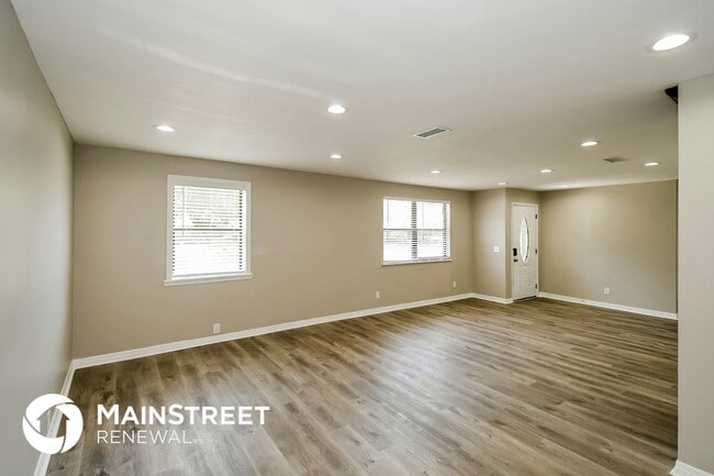 Building Photo - 5534 Enchanted Dr