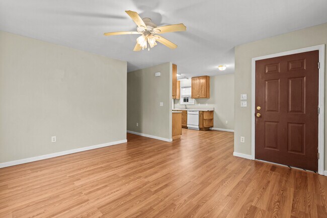 Foto del edificio - 883 N Cool Ave