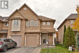 Building Photo - 4055 Forest Run Ave