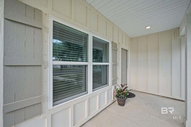 Foto del edificio - 24154 Veranda Cir