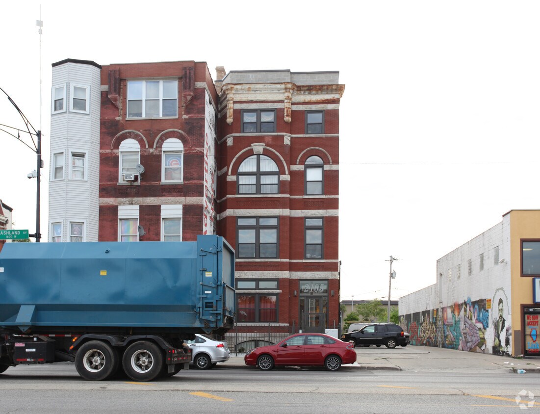 Building Photo - 2105 S Ashland Ave