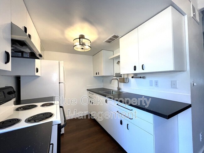 Foto del edificio - 1393 Nord Ave