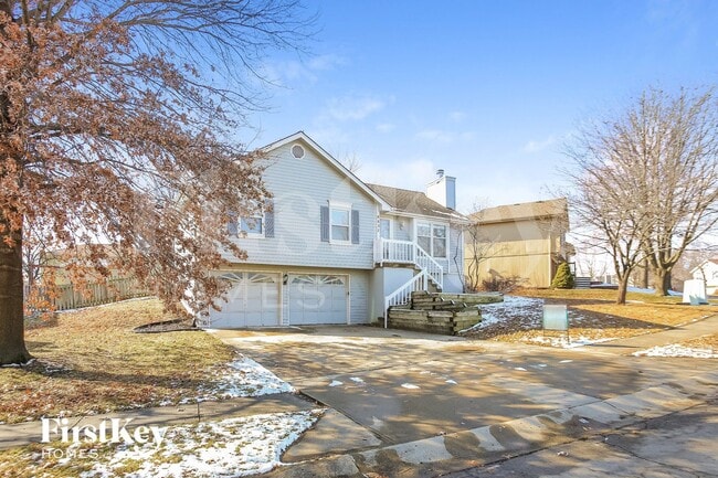 Building Photo - 8837 NE 74th Terrace