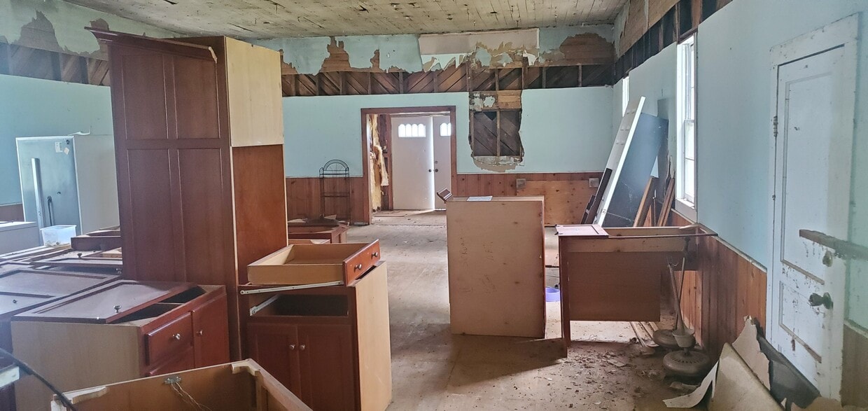 Building Photo - 293 Mud Creek Rd
