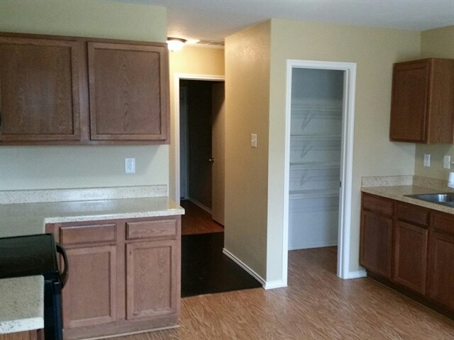 Building Photo - 9120 Penny Lane