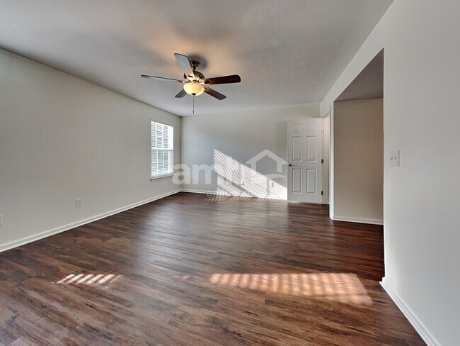 Building Photo - 5576 Shetland Ct