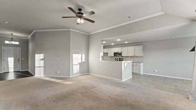 Building Photo - 3960 Deerhurst St