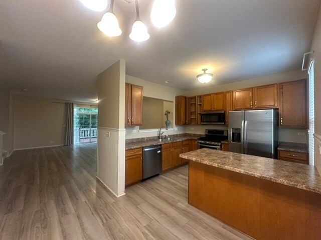 Foto del edificio - 3376 Bradbury Cir