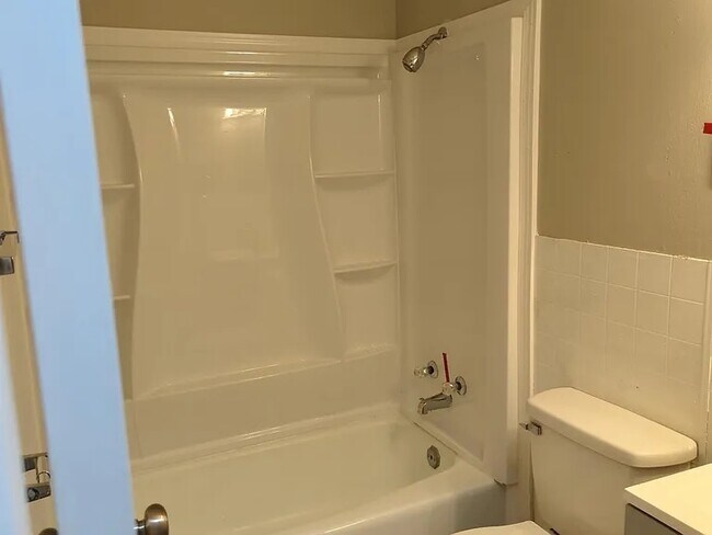 Foto del edificio - 4000 W Brighton Ave