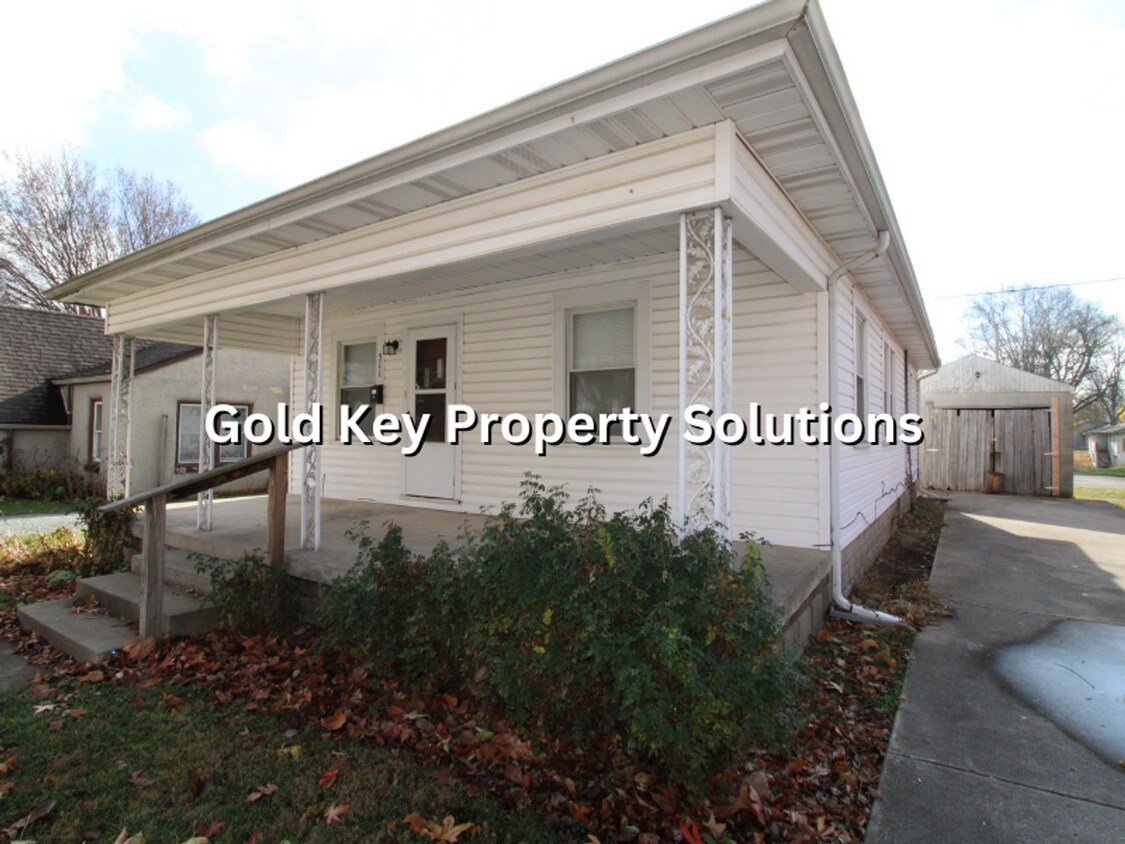 Foto principal - 3 BR 1 BA House with Garage and Basement (...