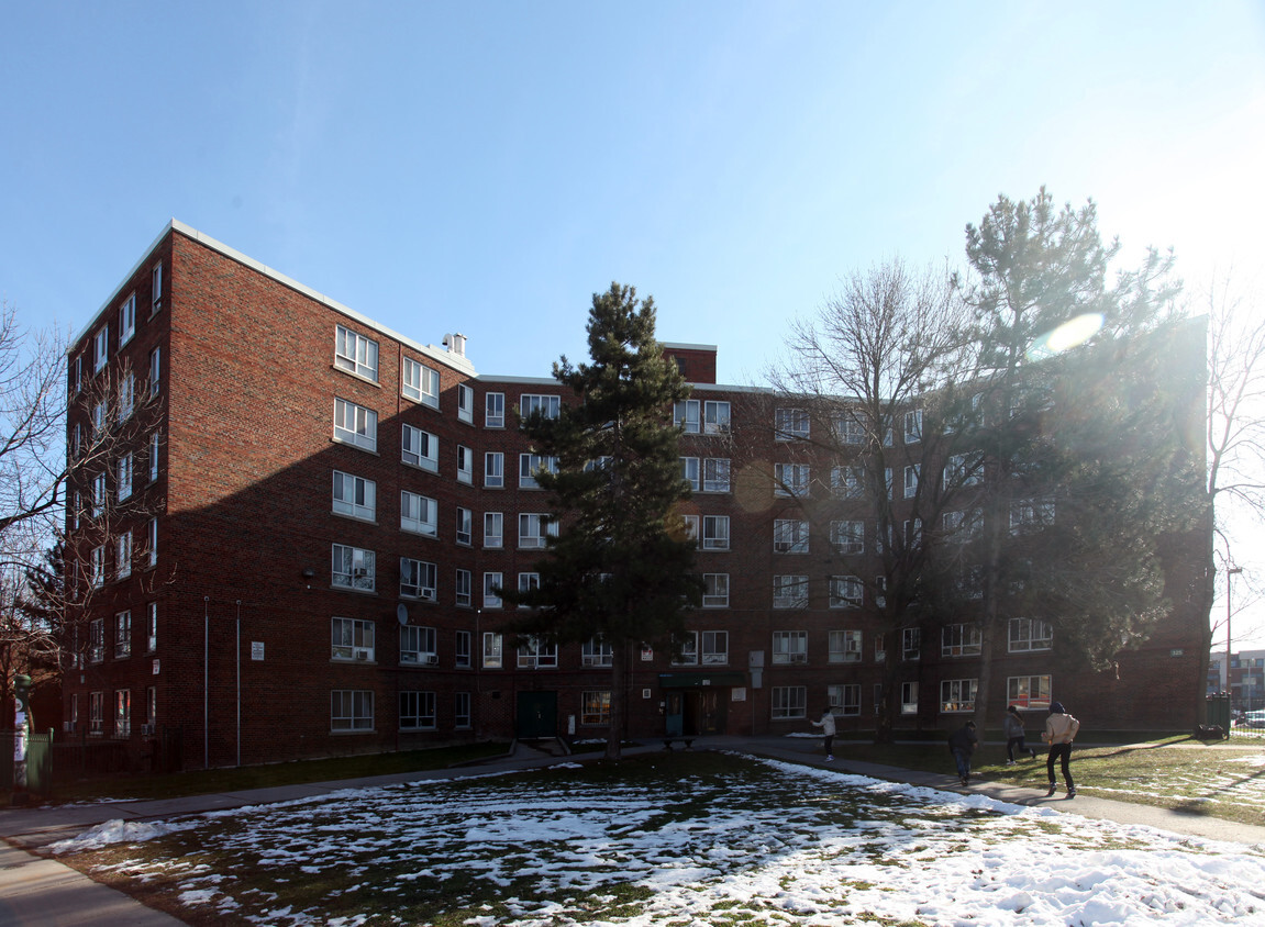 Primary Photo - Regency Park Phase III