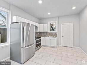 Building Photo - 1511 N 54th St