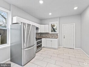 Building Photo - 1511 N 54th St
