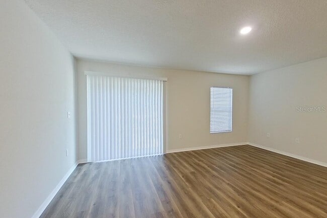 Foto del edificio - 10872 N Frantz Ave