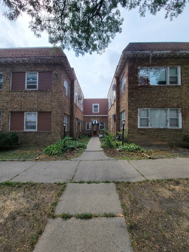 Primary Photo - 2518 Emerson Ave S