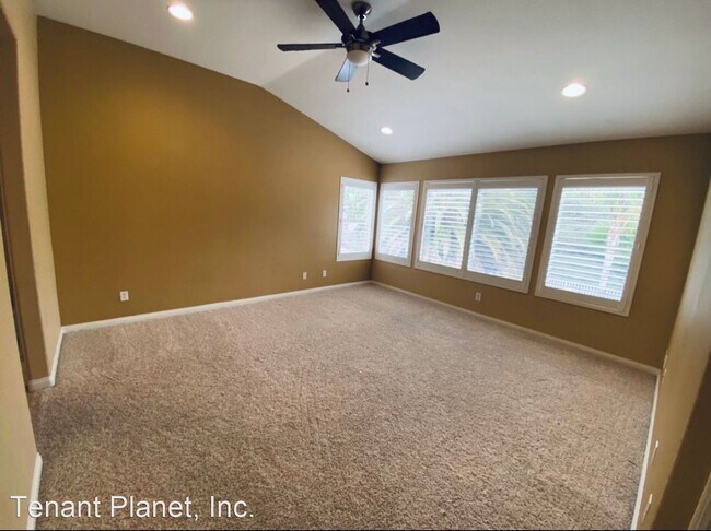 Building Photo - 4 br, 3.5 bath House - 917 Montague Cir