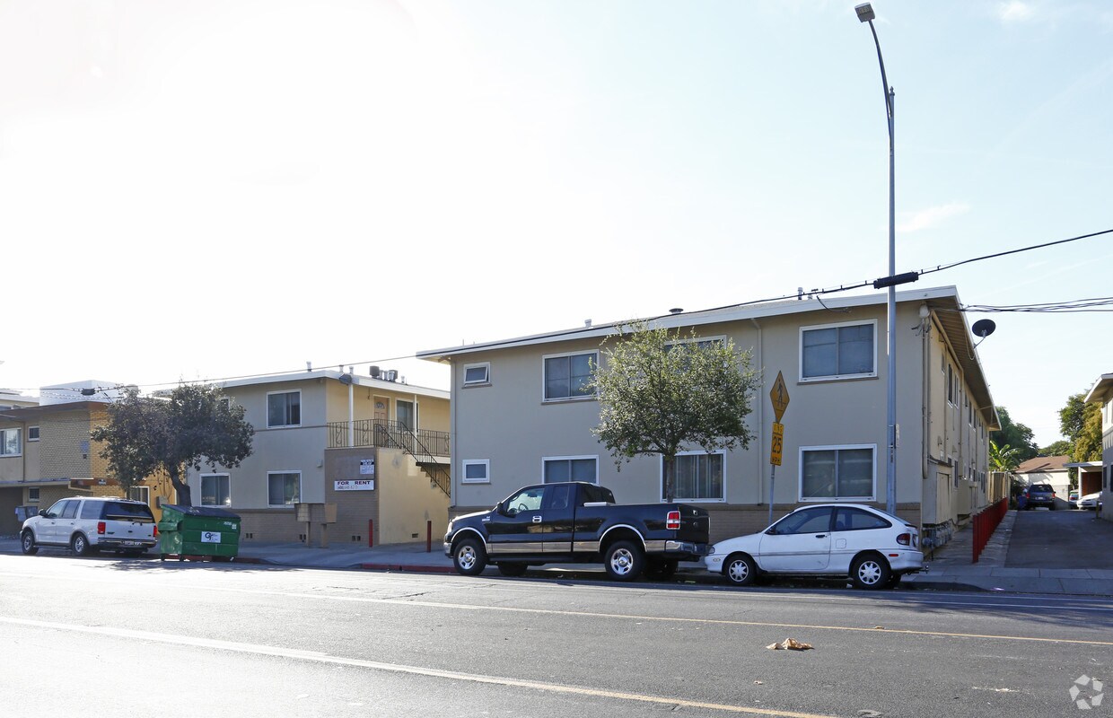 Foto del edificio - 142 and 150 Graham