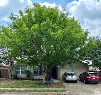 Building Photo - 13620 Glen Mark Dr