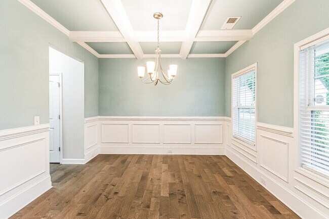 Building Photo - 252 Lanier Pl