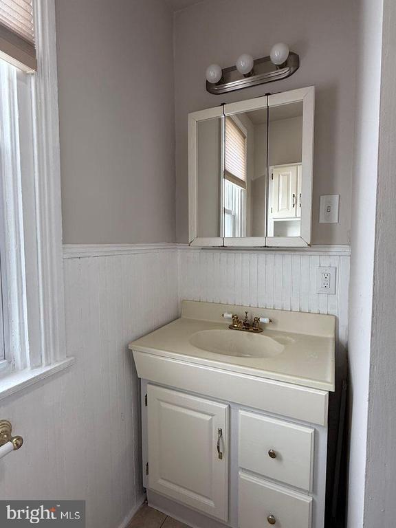 Foto del edificio - 1113 Lafayette Ave