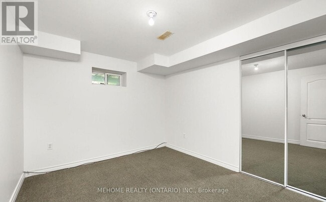 Building Photo - 14 Tarsus Crescent