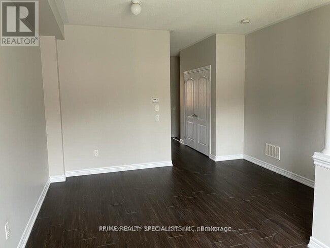 Building Photo - 40 Kawana Rd