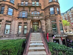 Building Photo - 362 Commonwealth Ave