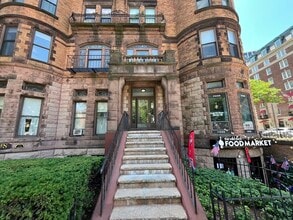 Building Photo - 362 Commonwealth Ave