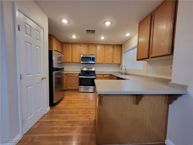 Foto del edificio - 21 Harbor Pines Ct