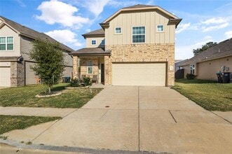 Building Photo - 1425 Tall Pine Way
