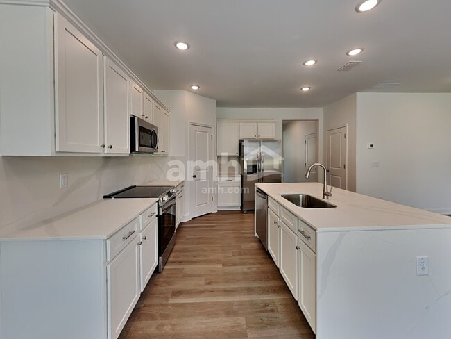 Building Photo - 1374 Soapstone Rd