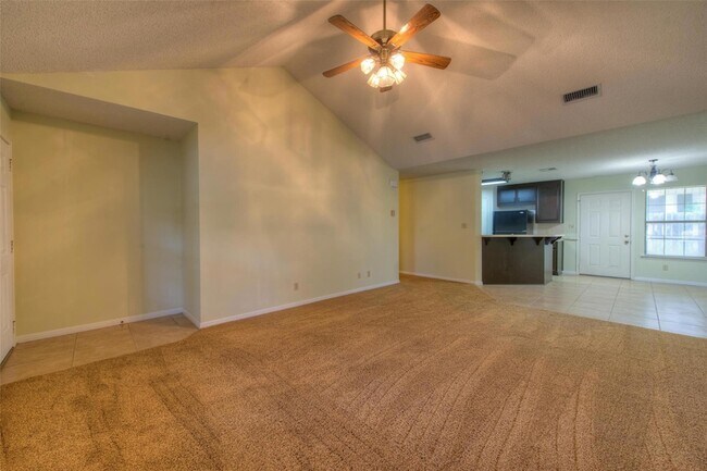Building Photo - 2306 Alimony Cove