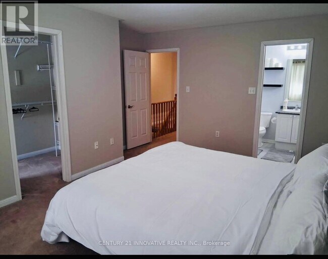 Photo du bâtiment - 50 Kirkland Pl