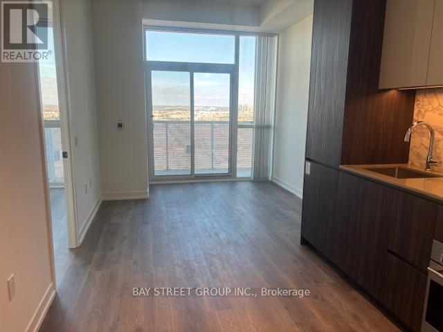 Building Photo - 8 Interchange Wy