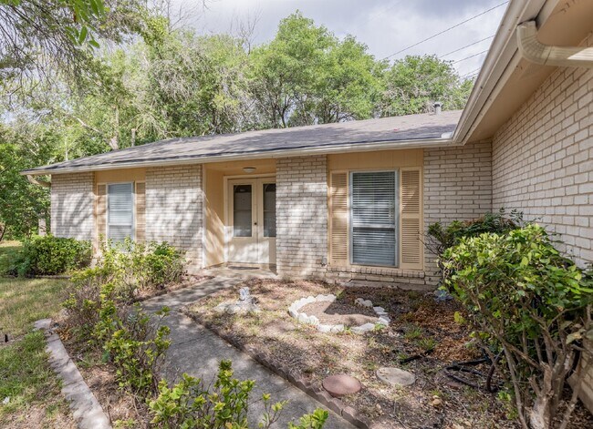 Foto del edificio - 14419 Meadow Briar St
